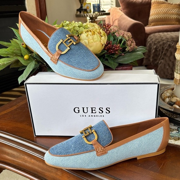 Brand New Guess Isaac Loafer Light Blue Denim Flats Neutral Tan Leather Trim - Picture 1 of 15